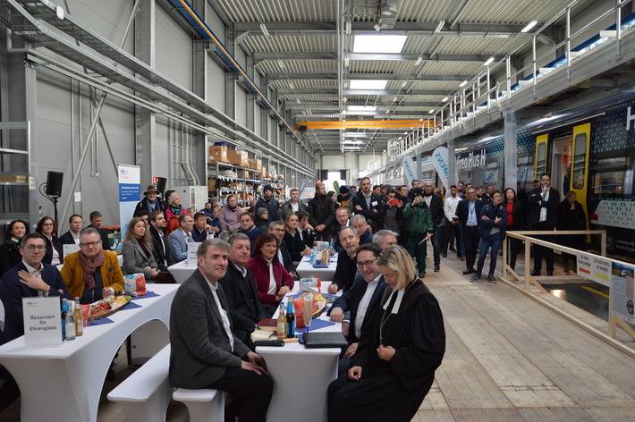 Präsentation des ersten Wasserstoffzuges in Bayern