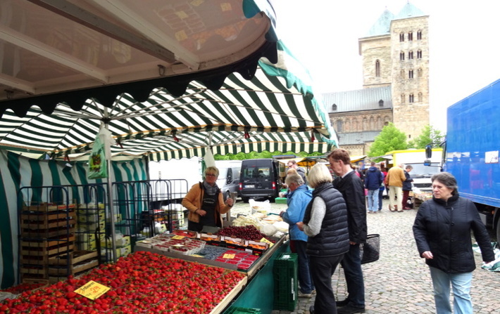 Obststand auf dem Osnabrücker Wochenmarkt