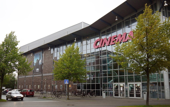 Cinemaxx Oldenburg, Außenansicht