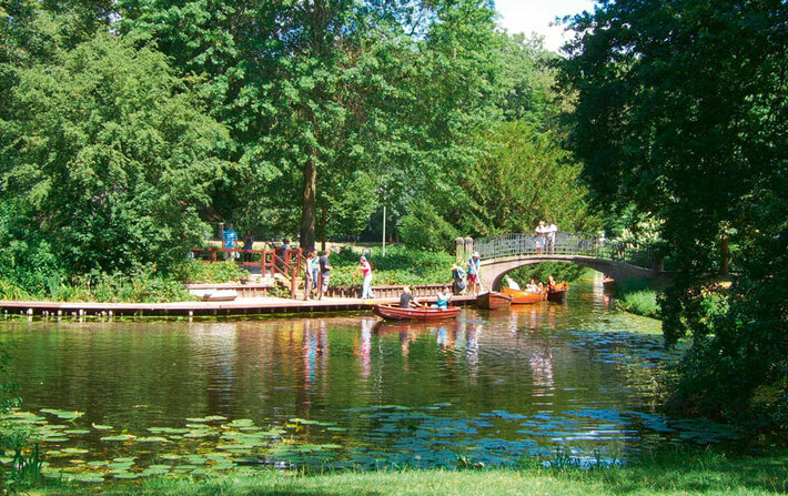 Ruderboote im Bürgerpark Bremen