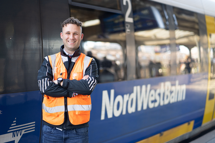Robert Gottschalk fährt für die NordWestBahn Züge  im Netz Ostwestfalen-Lippe. 
