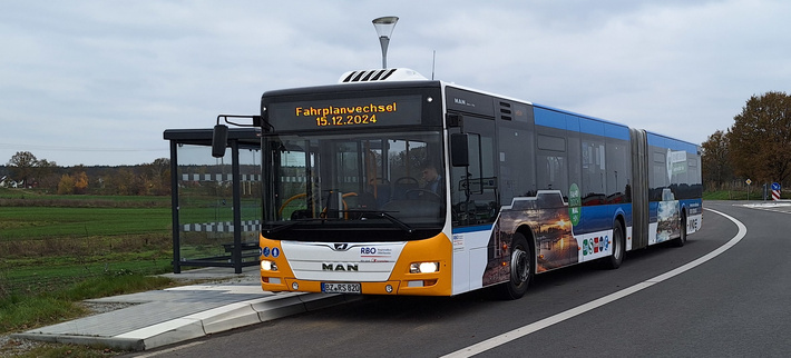 Bus mit Anzeige Fahrplanwechsel 15.12.2024