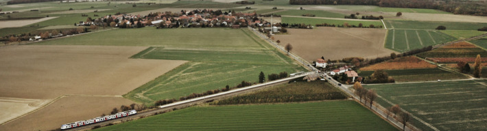 S-Bahn in Vogelperspektive